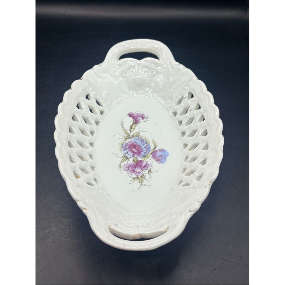 Porcelain Antique Reticulated Dish with Floral Motif